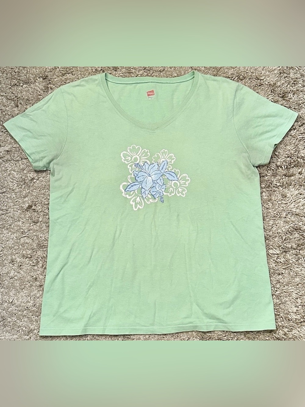 Hanes Women’s S Green Floral V-Neck Petite Short Sleeve T-Shirt Mexico